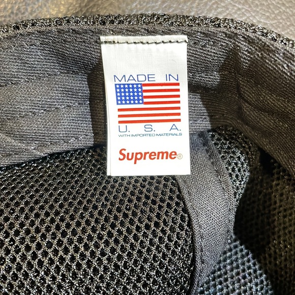 BRAND NEW Supreme New York 100% authentic black snap back - Picture 3 of 6